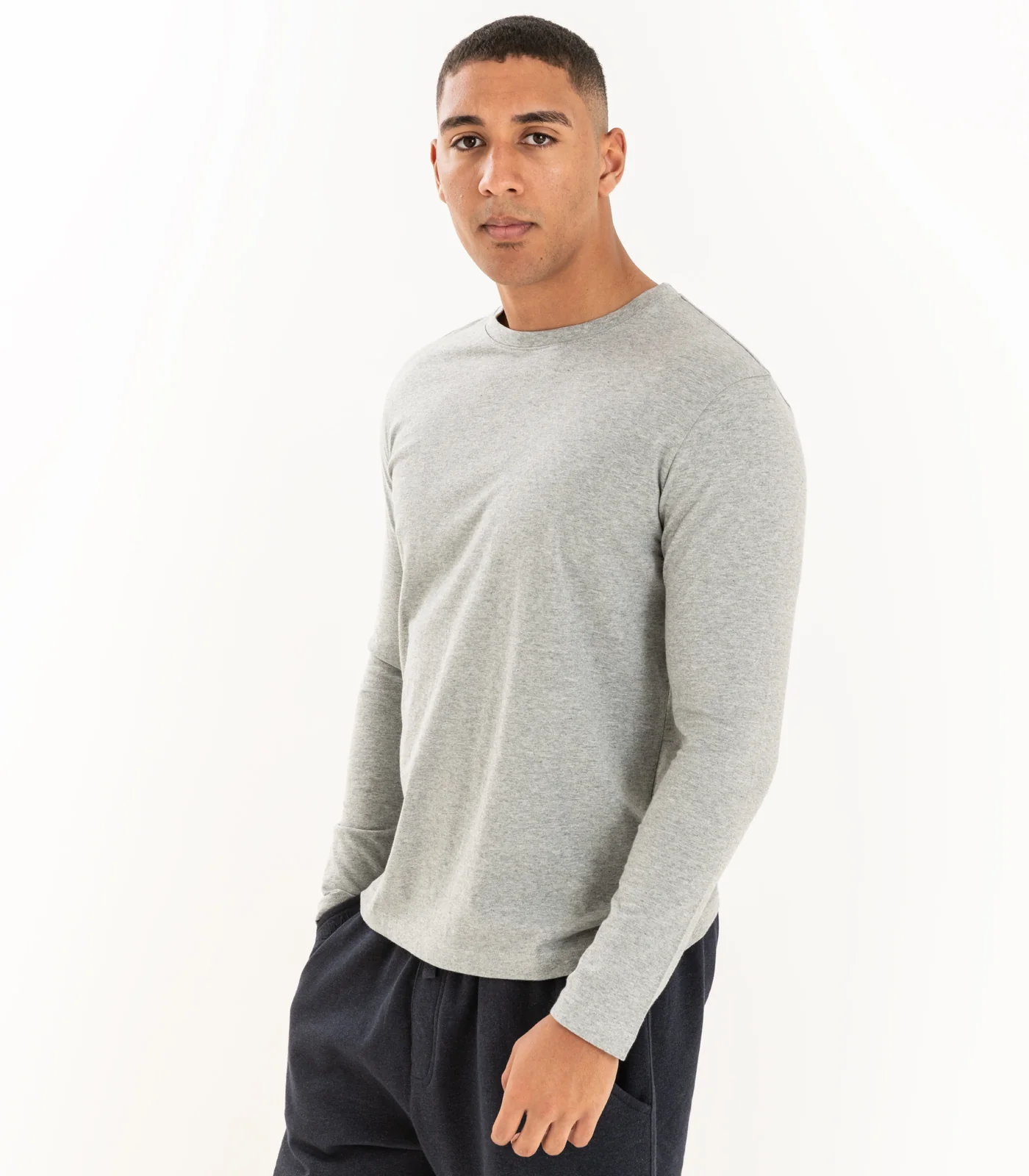 Men's Organic Cotton Basic Long Sleeve Top - Image 9