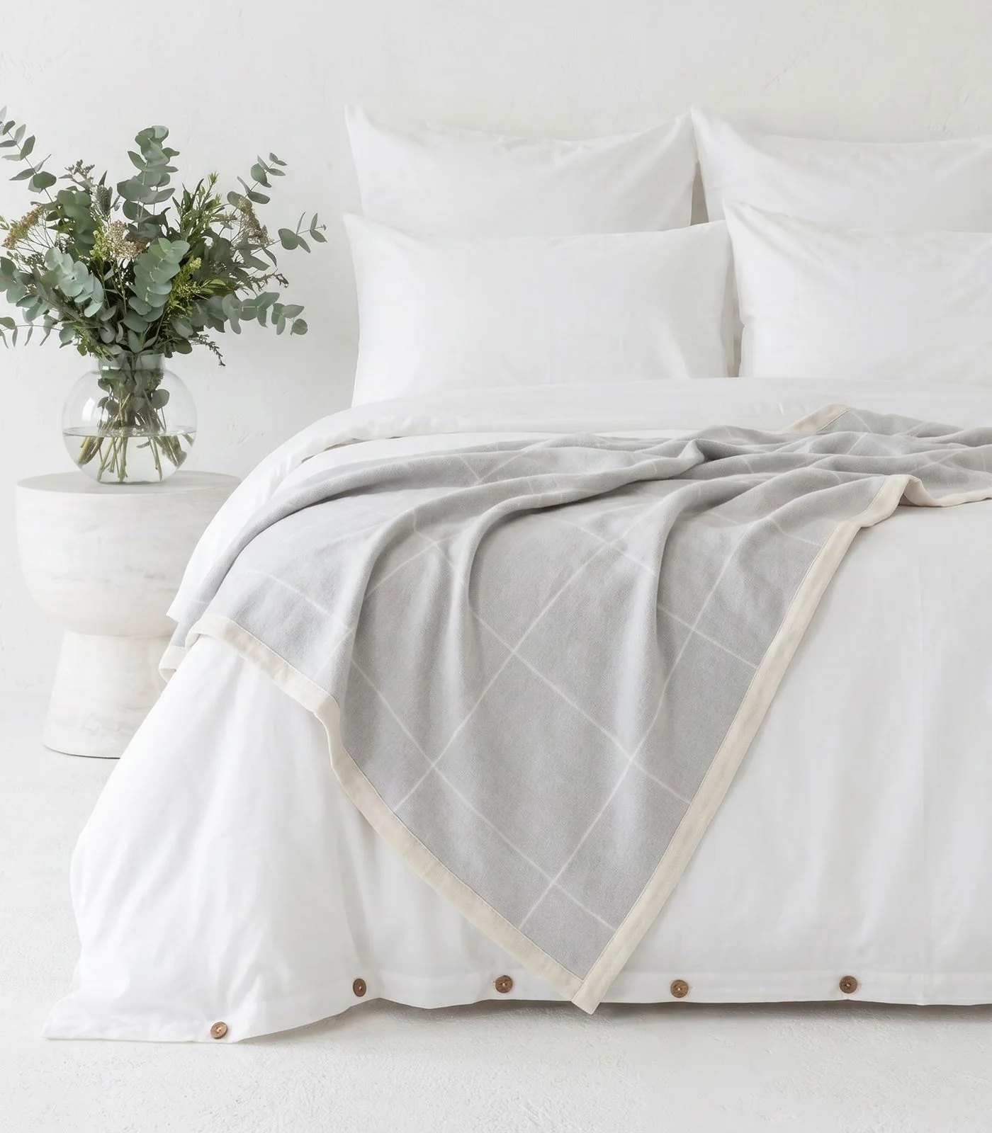 Organic Cotton Flannelette Throw - Windowpane - Image 3