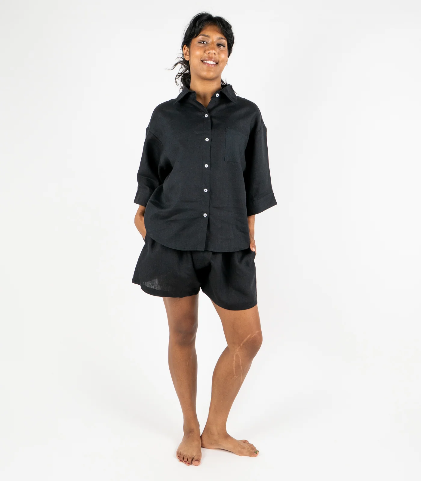 Organic Linen Boxy Lounge Shorts - Image 3
