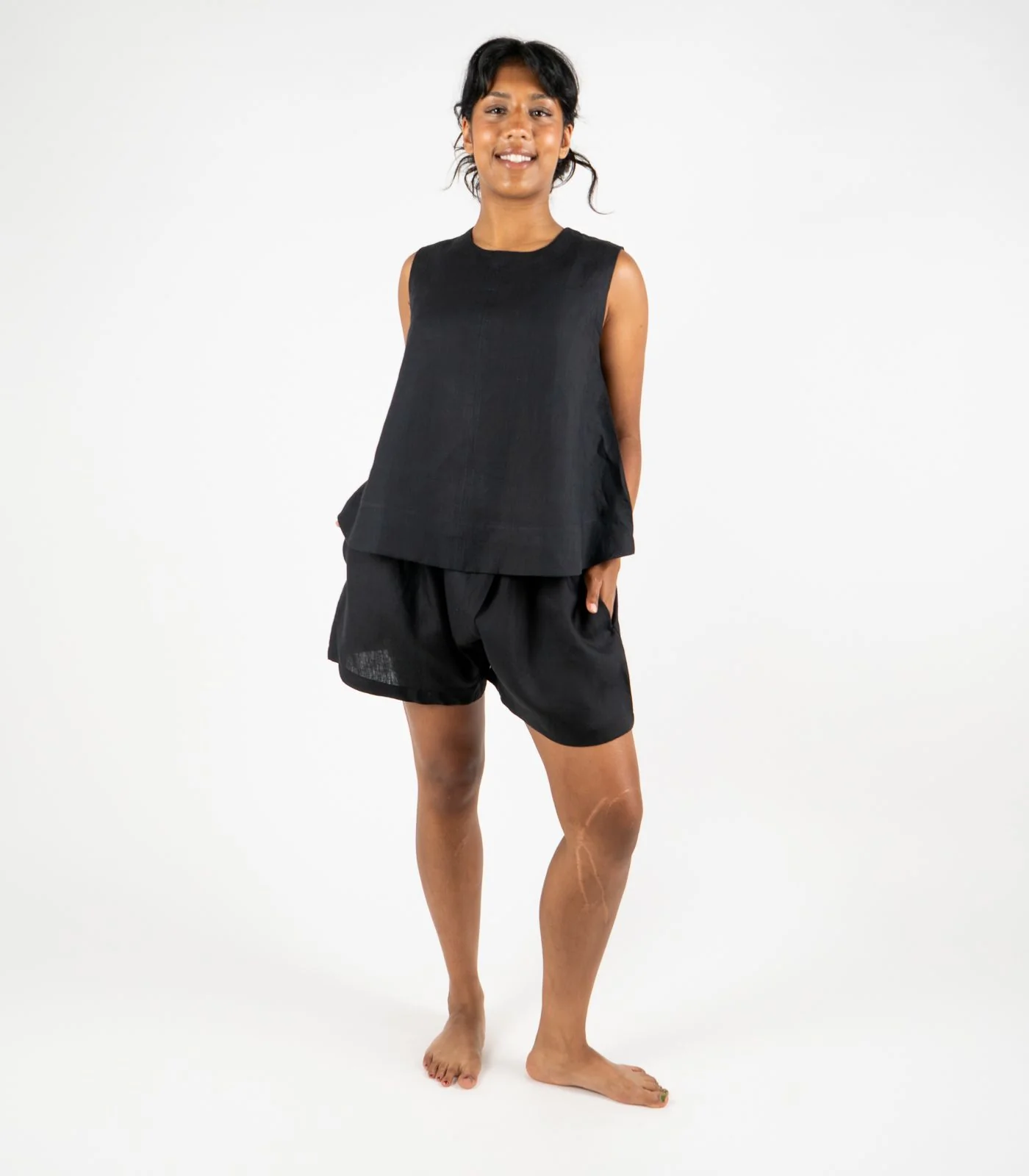 Organic Linen Sleeveless Lounge Shirt - Image 4