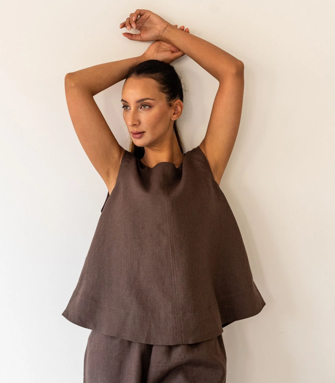 Organic Linen Sleeveless Lounge Shirt - Image 40