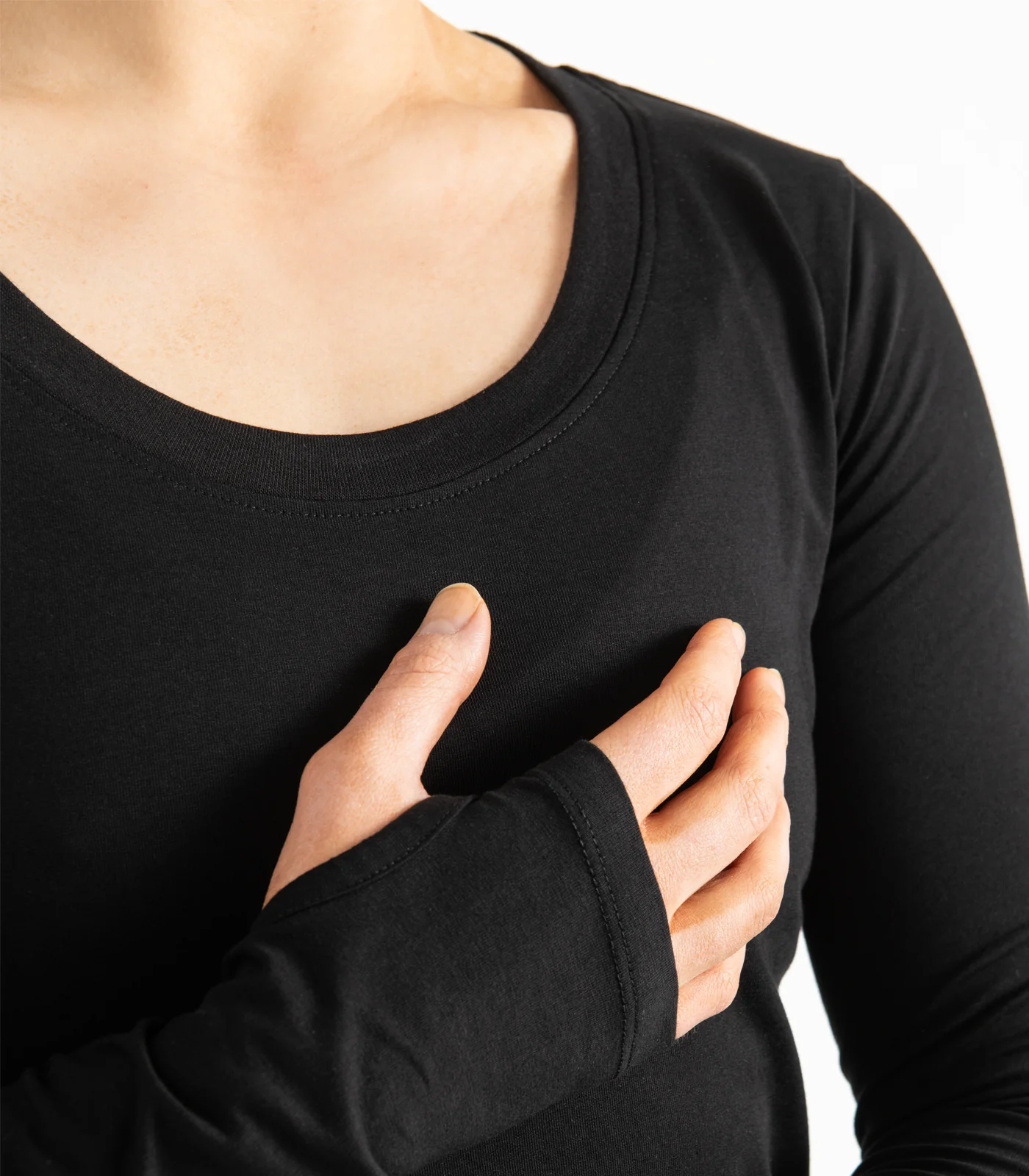 Organic Cotton Thumbhole Tee - Image 4
